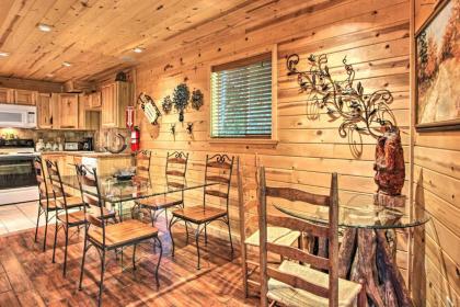 Cottage with Hot Tub and Rustic Charm 2 Mi to Downtown - image 15