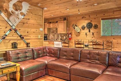 Cottage with Hot Tub and Rustic Charm 2 Mi to Downtown - image 9