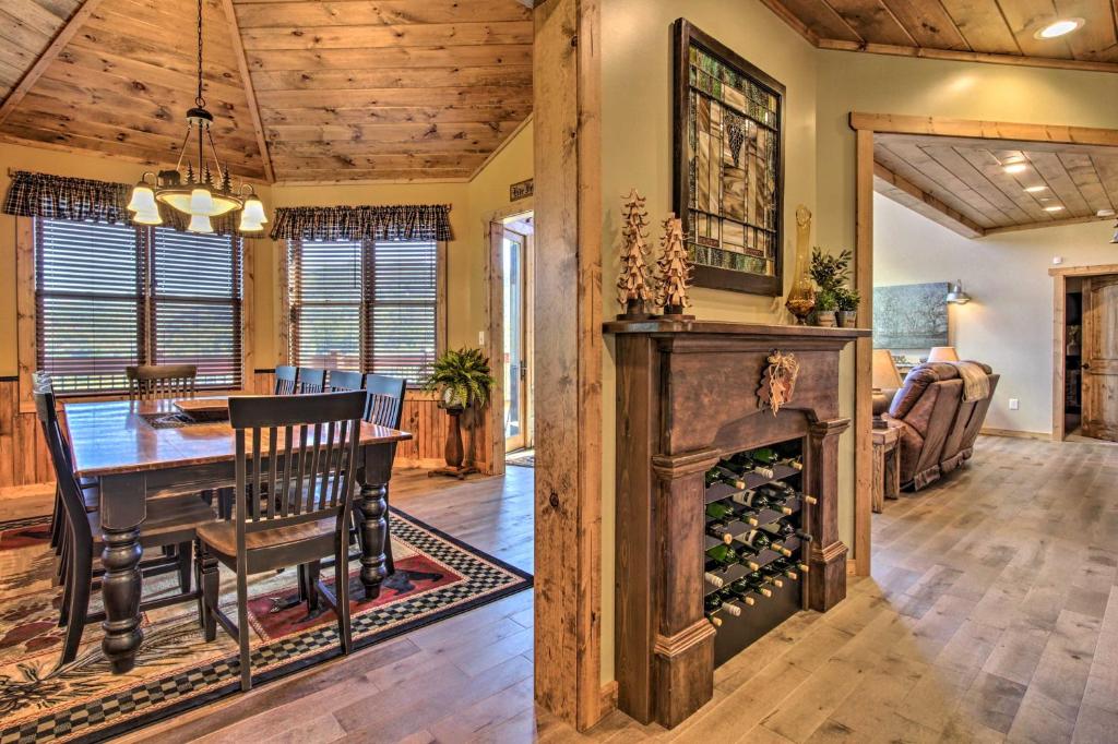 Majestic Mtn Getaway Game Room Decks and Hot Tub! - image 5
