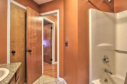 Gatlinburg Chalet with Hot Tub Sauna and Mountain View - image 15