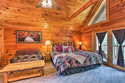 two Hearts Gatlinburg Cabin with Hot tub Amenities Gatlinburg
