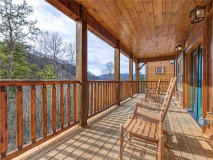 Gatlinburg Escape 5 Bedrooms Hot Tub Arcade Game Room Sleeps 16 Tennessee