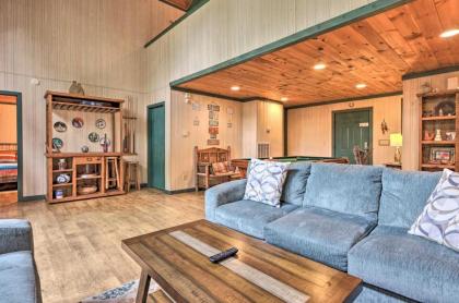 Quaint Home with Pool Access - 3 Miles to Downtown! - image 11