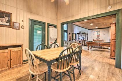 Quaint Home with Pool Access - 3 Miles to Downtown! - image 9