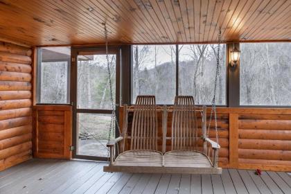 SmokyStays 9 Bedroom Cabin - image 19