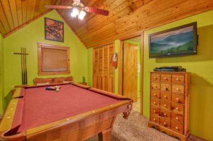 Parkside Party #1676 by Aunt Bug's Cabin Rentals - image 10