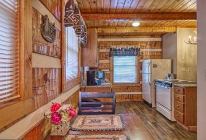 Linger Longer #1607 by Aunt Bug's Cabin Rentals - image 20