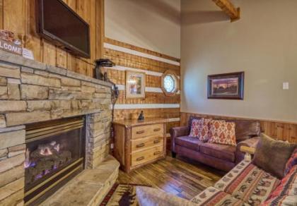 Linger Longer #1607 by Aunt Bug's Cabin Rentals - image 4