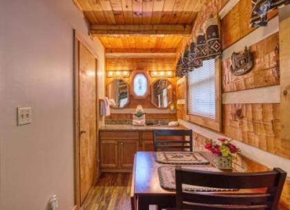 Linger Longer #1607 by Aunt Bug's Cabin Rentals - image 6