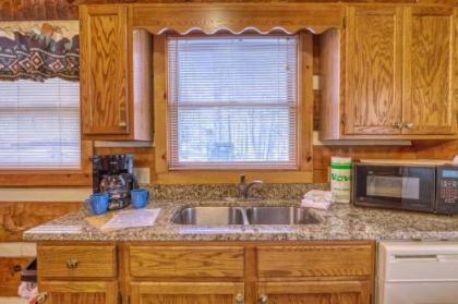 Linger Longer #1607 by Aunt Bug's Cabin Rentals - image 8