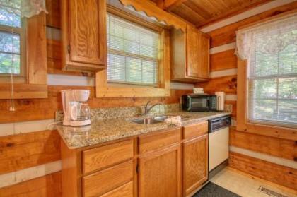 Dream Weaver #1527 by Aunt Bug's Cabin Rentals - image 4