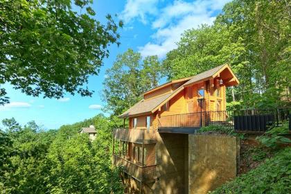 Emerald City Lights #203 by Aunt Bug's Cabin Rentals Tennessee