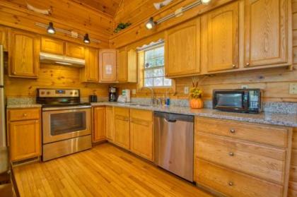 Life Of Luxury #12 by Aunt Bug's Cabin Rentals - image 18