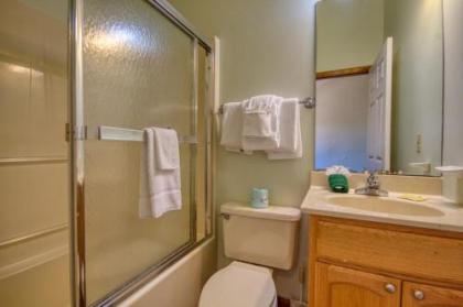 Life Of Luxury #12 by Aunt Bug's Cabin Rentals - image 9