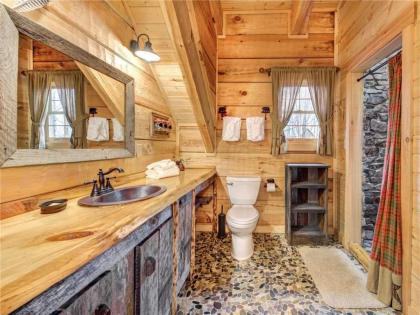 Cozy Cub Hideaway 2 BR Hot Tub Pool Access Fireplace Sleeps 6 - image 14