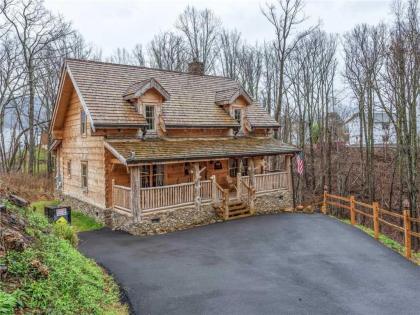 Cozy Cub Hideaway 2 BR Hot Tub Pool Access Fireplace Sleeps 6 - image 17