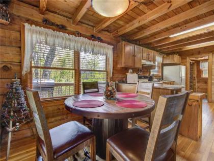 Amazing Memories 1 Bedroom Pool Access Hot Tub Pool Table Sleeps 6 - image 19