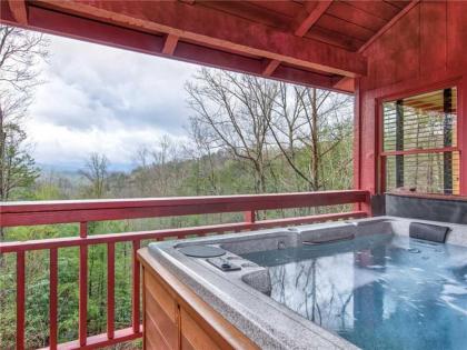 mountain Rose 2 BR Pool Access Hot tub Sleeps 6