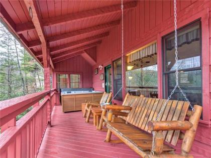 Mountain Rose 2 BR Pool Access Hot Tub Sleeps 6 - image 9