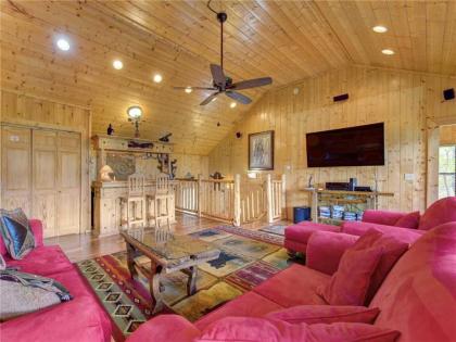 Eden's View 3 Bedrooms Pool Table Hot Tub Pool Access Views Sleeps 6 - image 5