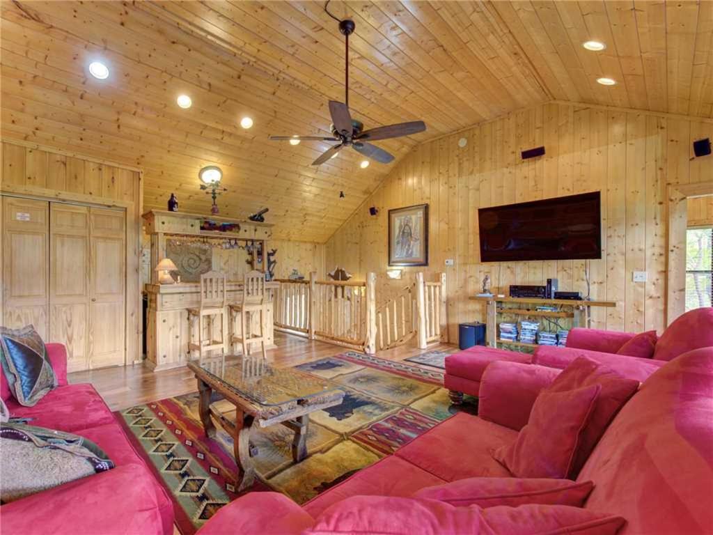 Eden's View 3 Bedrooms Pool Table Hot Tub Pool Access Views Sleeps 6 - image 5