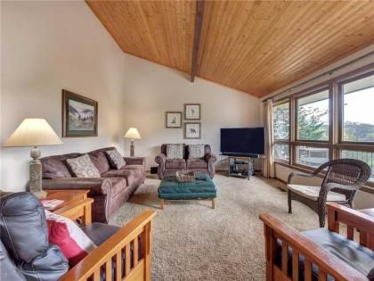 Mountain Splendor 4 Bedrooms Pets Game Room Pool Access Sleeps 12 - image 3
