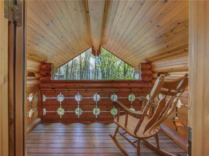 Hibernation Station 2 BR Pool Access Hot Tub Fireplace Sleeps 4 - image 19