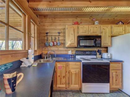 Hibernation Station 2 BR Pool Access Hot Tub Fireplace Sleeps 4 - image 9