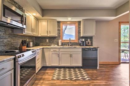 Luxury Cabin with Sweeping Smoky Mountain Views! - image 12
