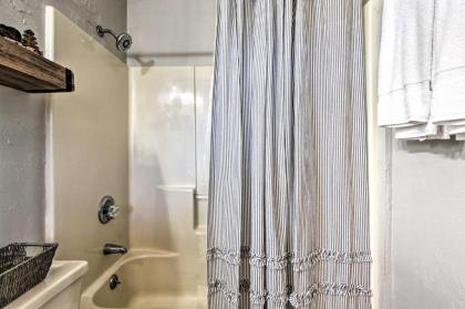 Luxury Cabin with Sweeping Smoky Mountain Views! - image 14