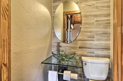 Luxury Cabin with Sweeping Smoky Mountain Views! - image 19