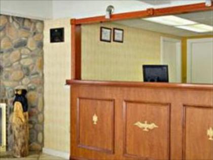 Gatlinburg River Inn - image 2