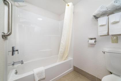 Bear Creek Inn Gatlinburg TN - image 11
