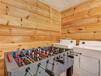 The Vinson 1 Bedroom Loft Game Room Hot Tub Theater Room Sleeps 4 - image 17