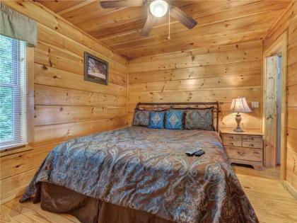 The Vinson 1 Bedroom Loft Game Room Hot Tub Theater Room Sleeps 4 - image 5