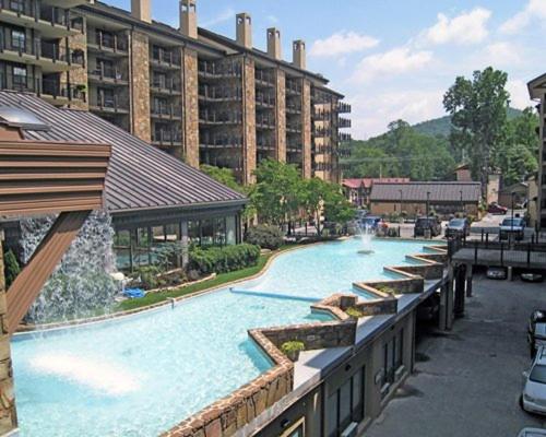 Serene and Scenic Resort Condominiums in Gatlinburg - image 4