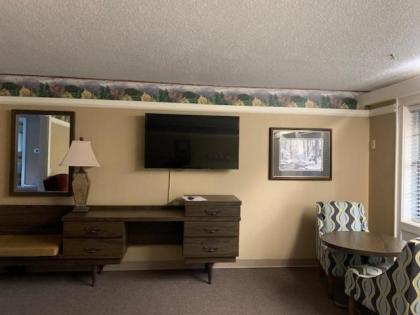 Carr's Northside Hotel and Cottages - image 13