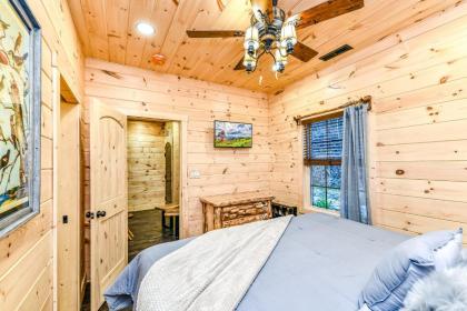 Alpine Creekside Chalet - image 10
