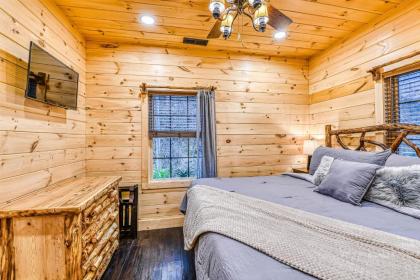 Alpine Creekside Chalet - image 11