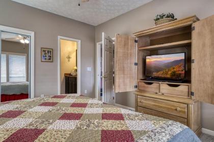 A Million Dollar View- Get 56530 worth of FREE area attraction tickets for each paid day! - image 29