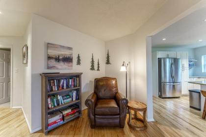 Smoky Blue - image 25