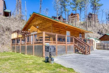 Ooglie Bear Hot Tub WIFI Free Attraction Tickets!!! - image 24