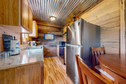 Great Smoky Hideout - image 10
