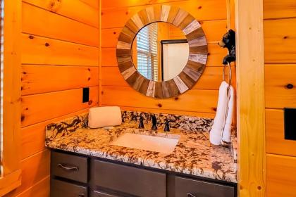 3 Lazy Bears Chalet - image 22