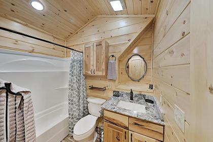 Mountain Wolf's Cabin - image 18