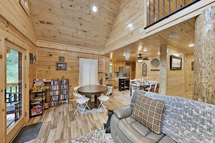 Mountain Wolf's Cabin - image 7