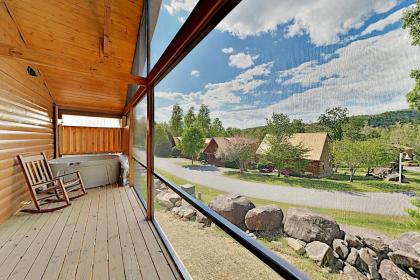 White Oak Resort Southern Comfort