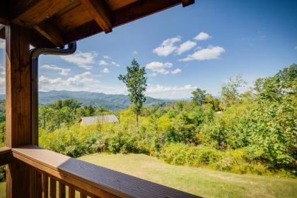 Ever After Mountain View Hot Tub Jetted Tub Fire Pit Great Location - image 26