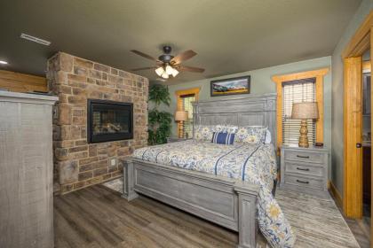 A Majestic Hilltop chalet - image 20