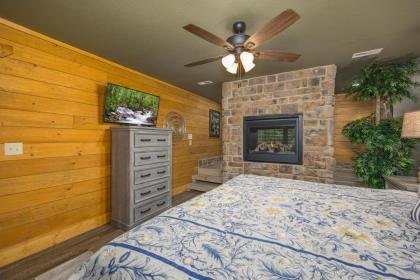 A Majestic Hilltop chalet - image 21